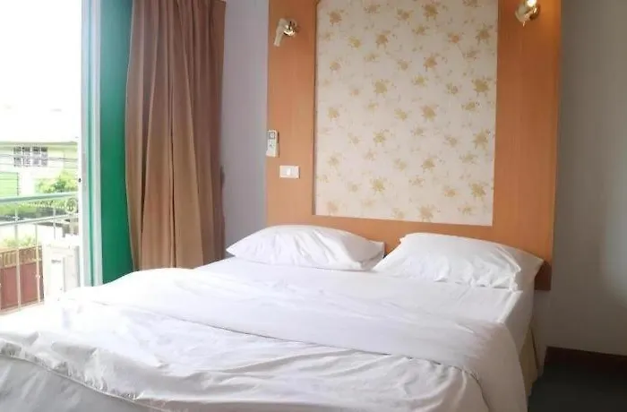 Diamond Sweet Hotel 3*