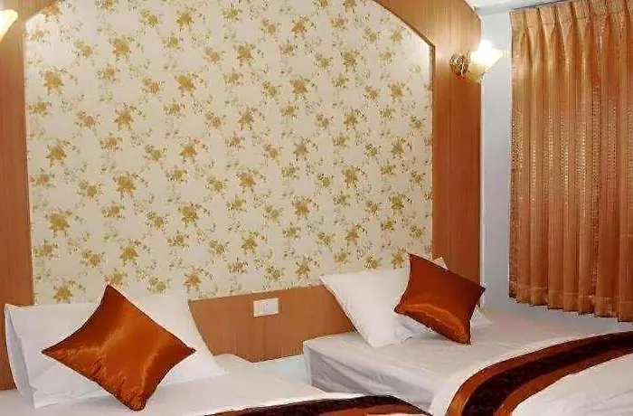 Diamond Sweet Hotel 3*
