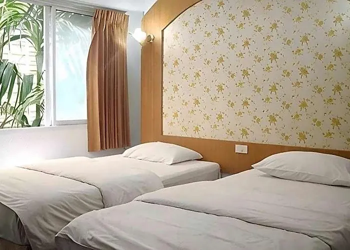 Diamond Sweet Hotel 3*